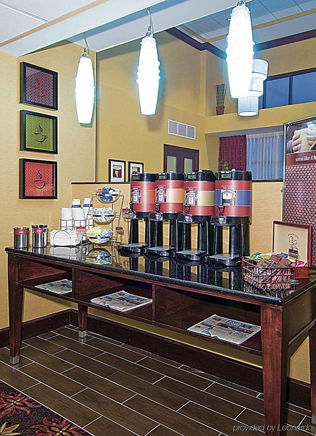 Hampton Inn & Suites Millington Restoran foto